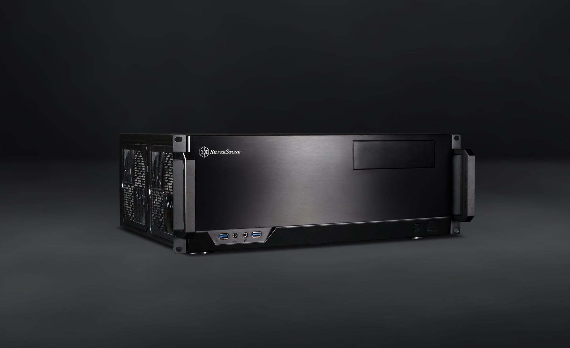 4U Tour Rackmount System ideal for demanding on the road - 3XS