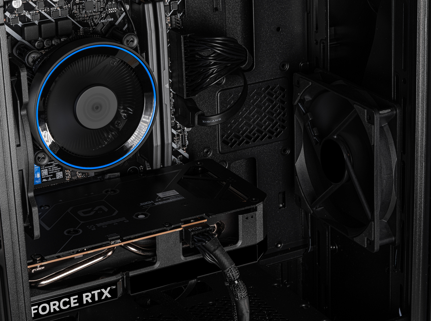 Budget gaming PC with an Intel Core i5 14400F and NVIDIA - 3XS